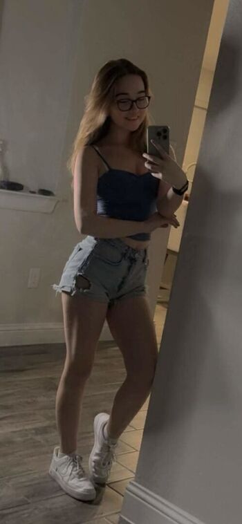 Lyssaurora